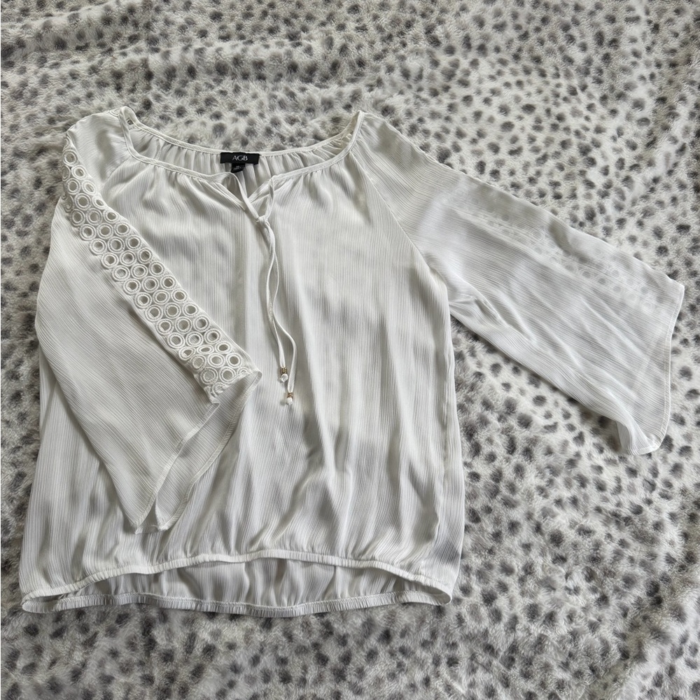 AGB White Textured Blouse – Size XL